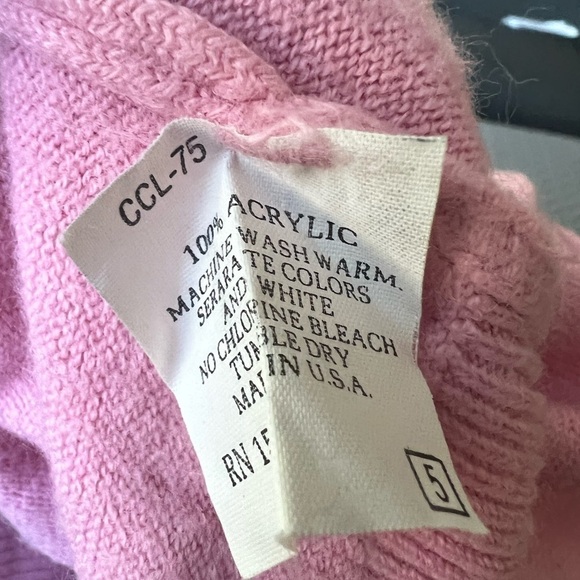 Pink Pullover Sweater Appox Medium - Picture 7 of 7
